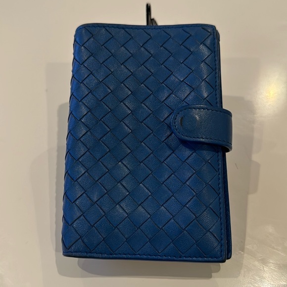 Bottega Veneta Handbags - Bottega Veneta Blue Intrecciato Leather Wallet
